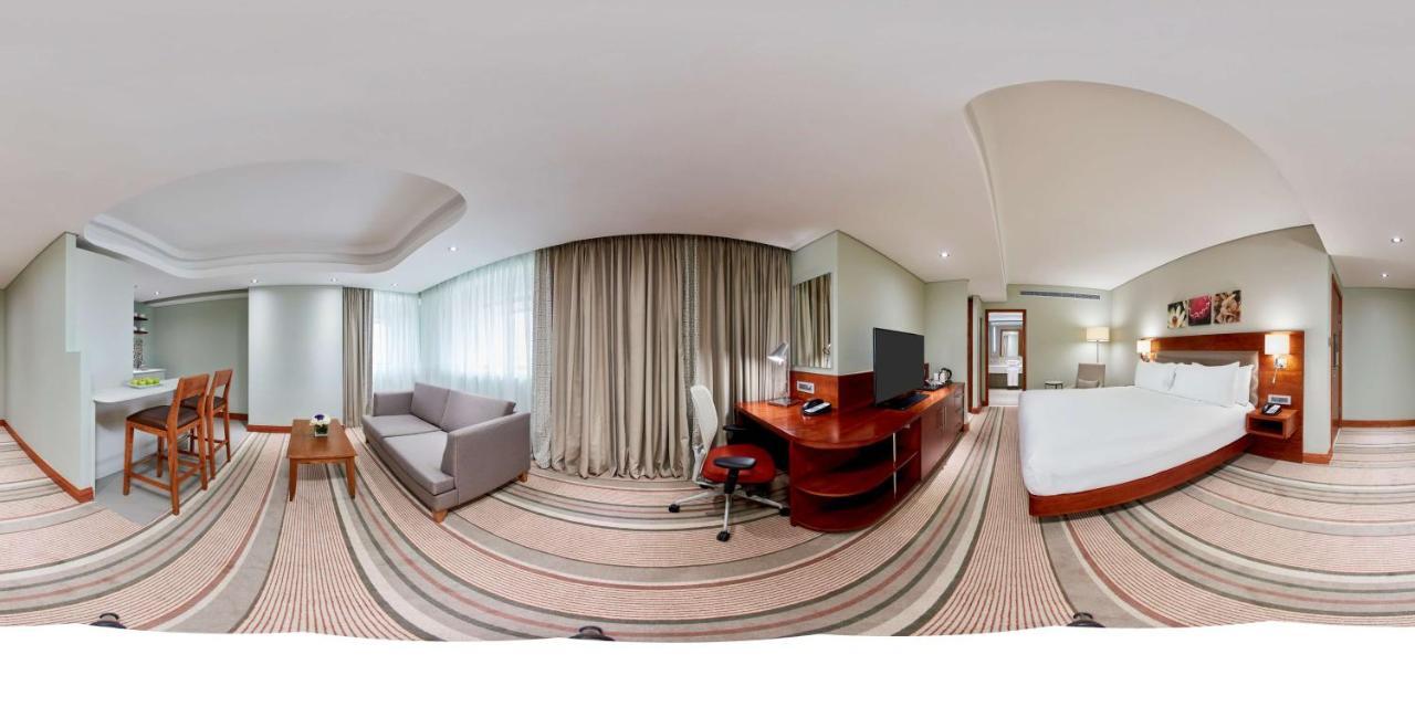 Hilton Garden Inn Society Business Park Lusaka Exterior foto