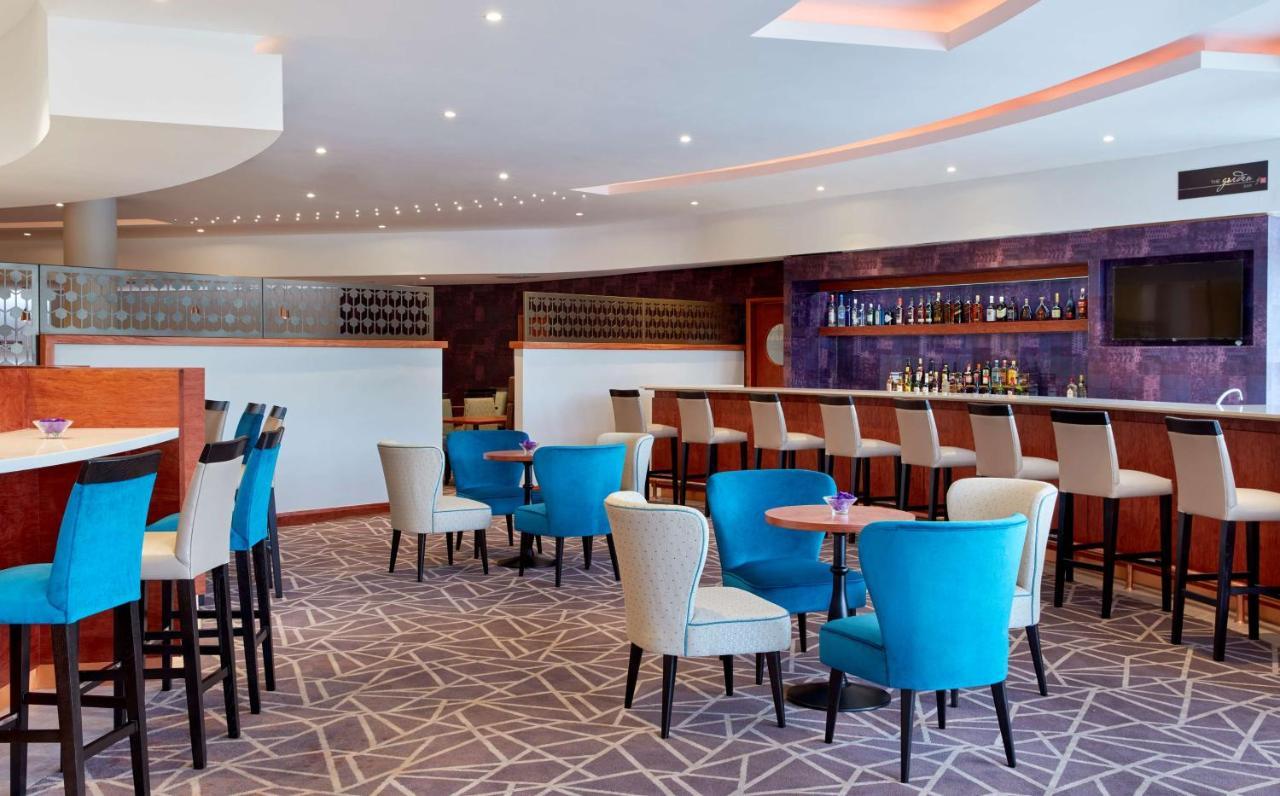 Hilton Garden Inn Society Business Park Lusaka Exterior foto